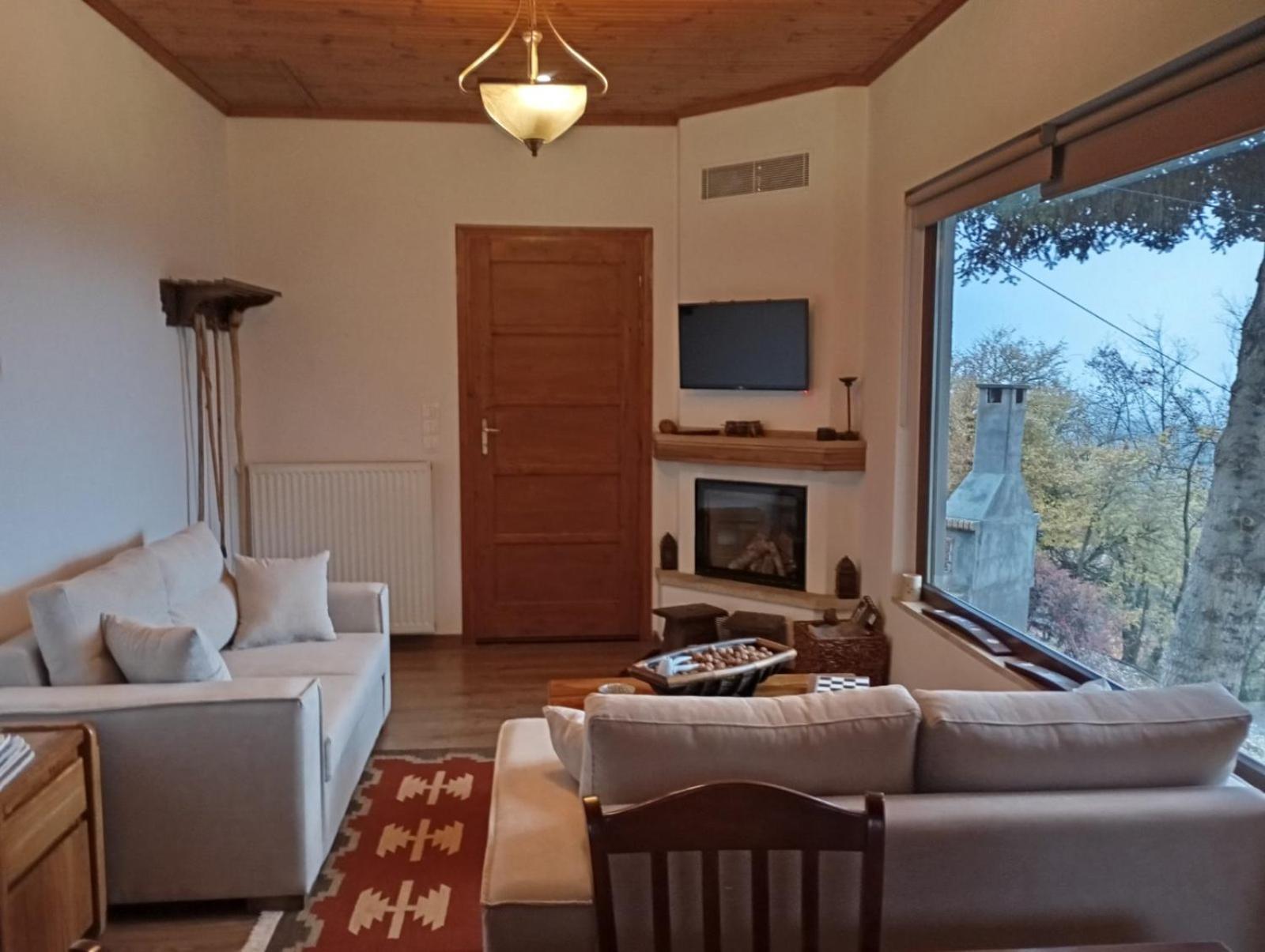 Ξενώνας Το Πατρικό Karya Exterior foto